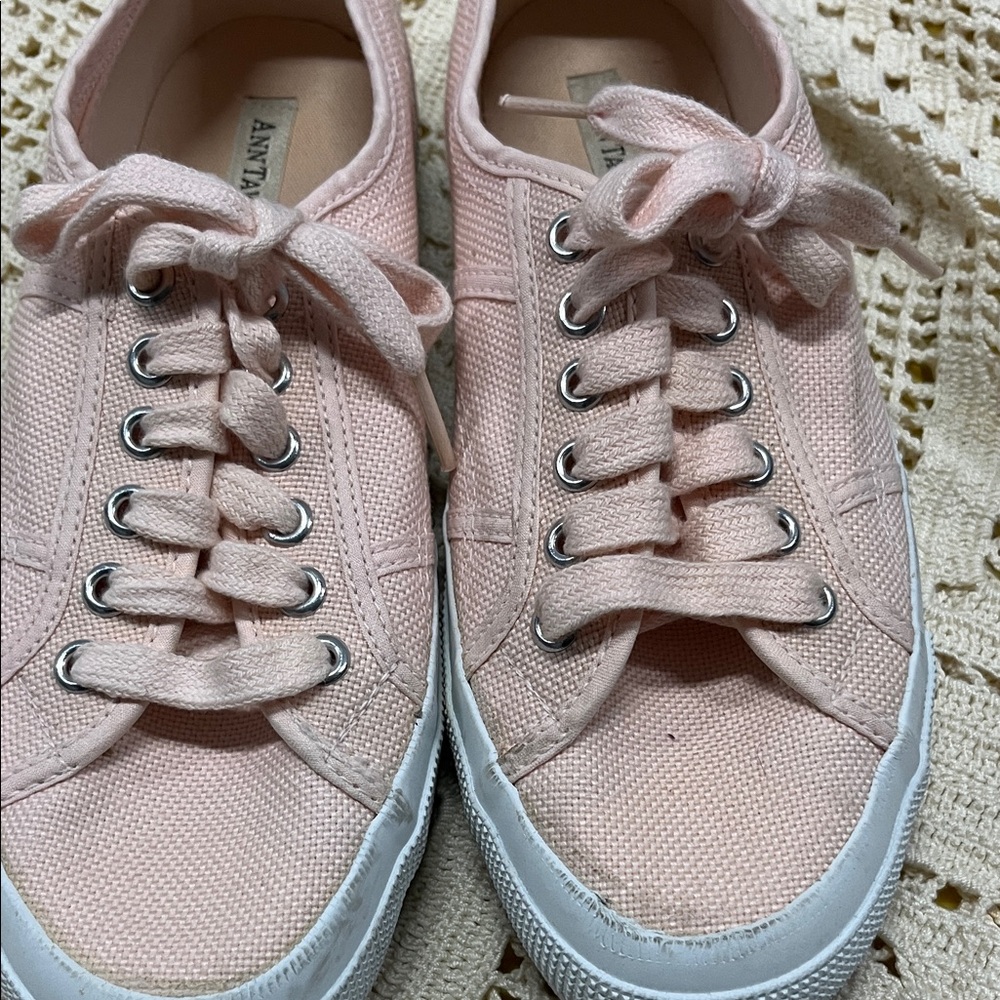 Ann Taylor Blush Pink Canvas Sneakers Vintage 8 1/2